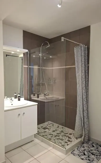 Apartment Perle Centre-Ville, T2 Tout Confort Avec Balcon Saint-Priest