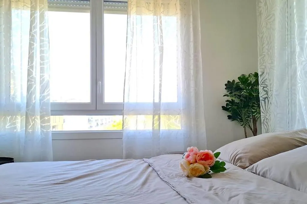 Perle Centre-Ville, T2 Tout Confort Avec Balcon Saint-Priest  0*, Saint-Priest (Rhone)