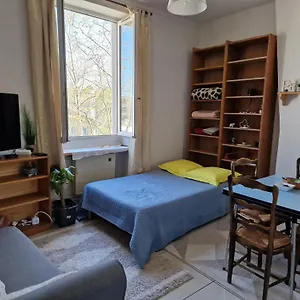 Close To Lyon And Parc De Parilly Appartement
